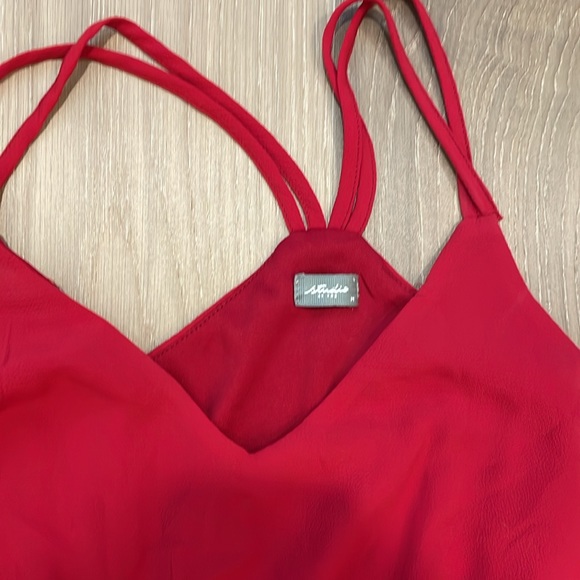 Mini red dress - Picture 3 of 3